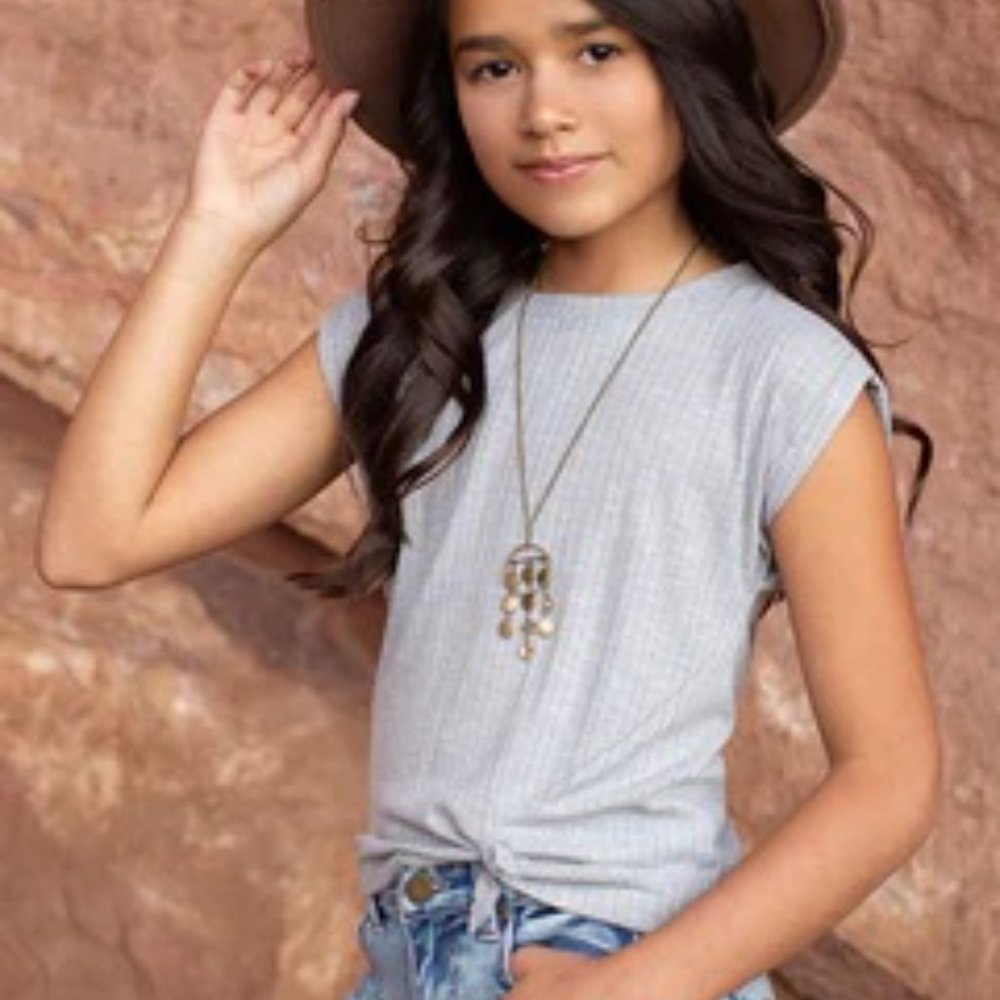 Joyfolie side tie tee